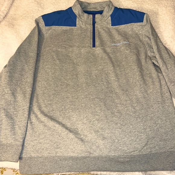 Authentic vineyard vines scuba/sweater - Picture 1 of 4